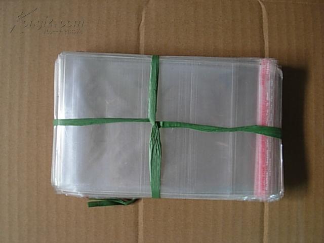 60开连环画保护袋--6元100个. (塑料袋寄不了印刷品.邮局普通包裹发货,订购后等我修改运费在付款,10品)